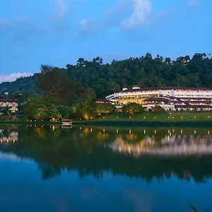 4* Hotell Cinnamon Citadel